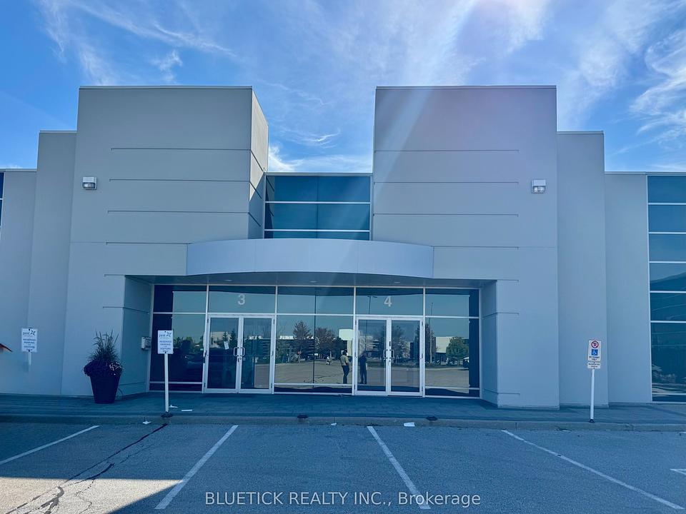 6 - 80 Courtneypark Drive West, Mississauga, ON