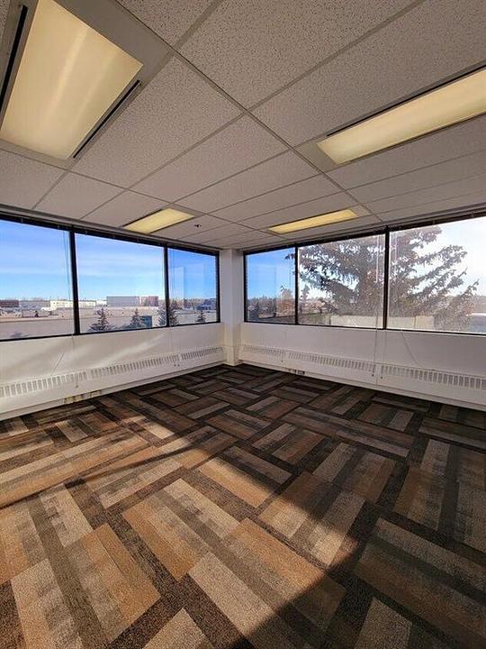 3115 12 Street Northeast, Calgary, AB