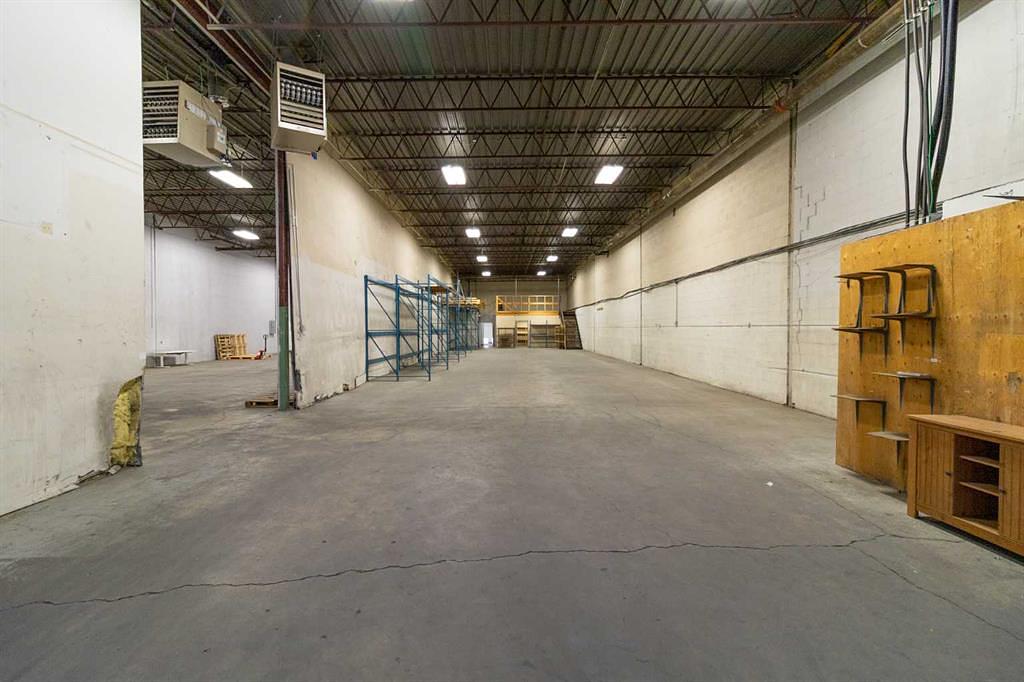 7026 30 Street Southeast, Calgary, AB