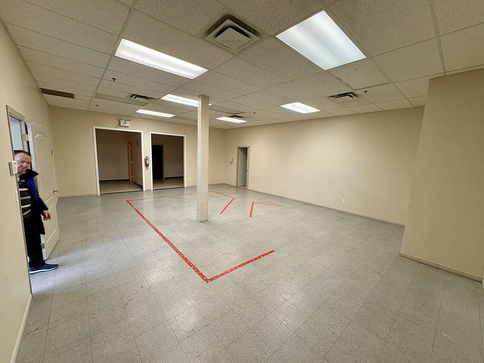 200 - 22722 Lougheed Hwy, Maple Ridge, BC