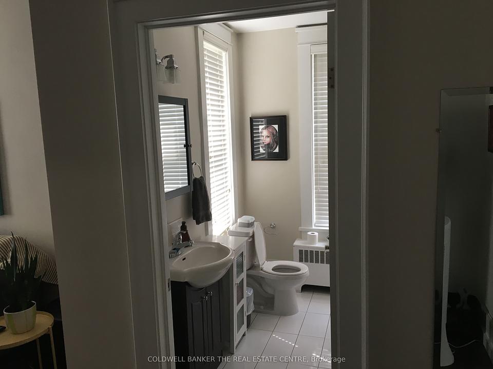 58 Madison Avenue North, Kitchener, ON