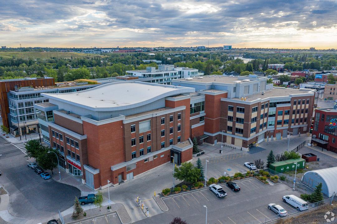 1016 & 1011 - 1011 9 Avenue Southeast, Calgary, AB