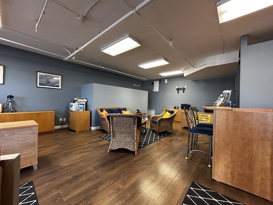 9776 Fourth Street, Sidney, BC
