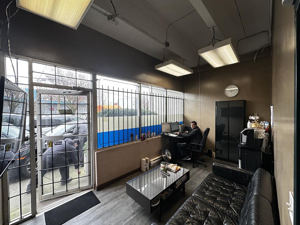 1834 Triumph Street, Vancouver, BC