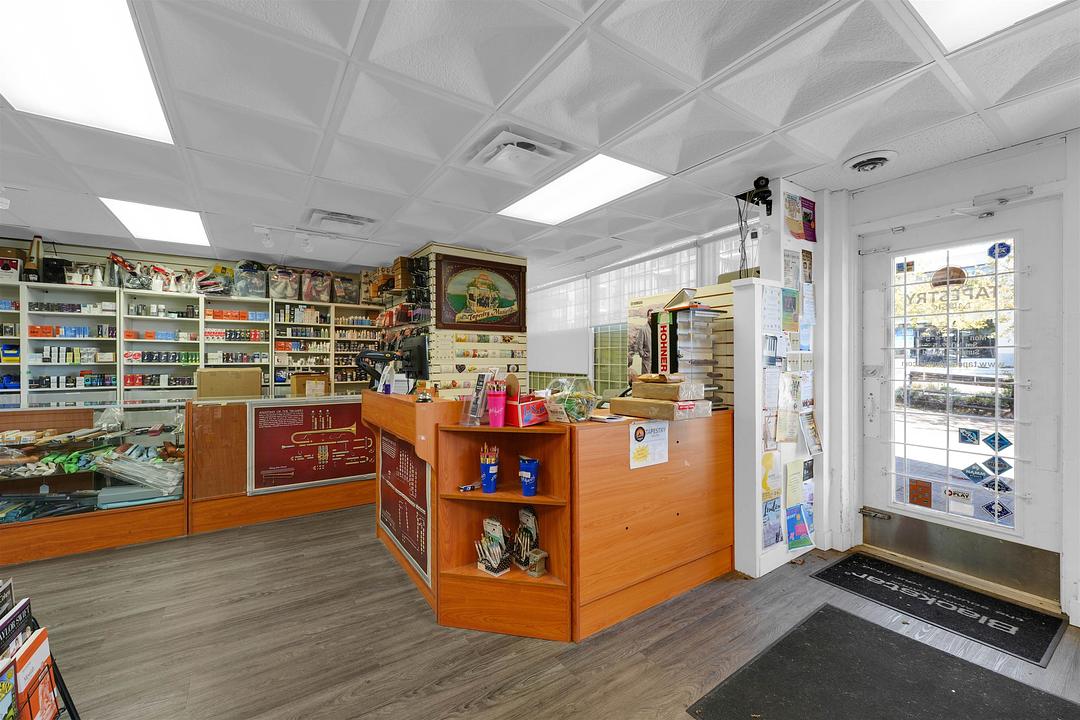 1333 Johnston Road, White Rock, BC