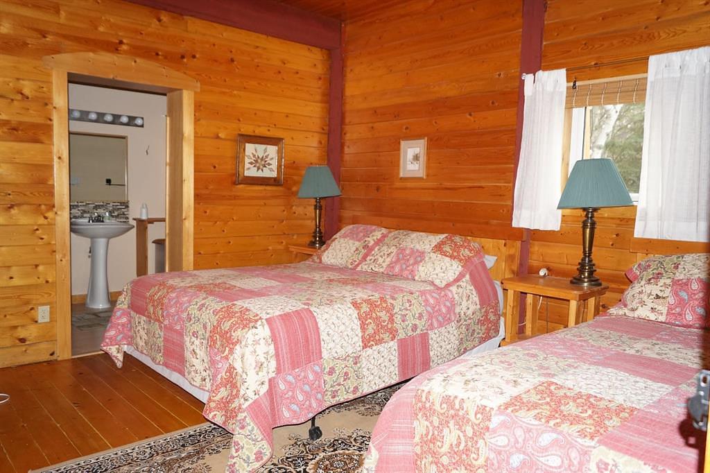 Township Road 323a, Mountain View County, AB