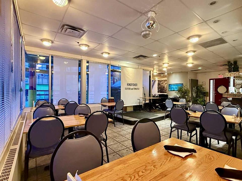 207 - 328 Centre Street South, Calgary, AB
