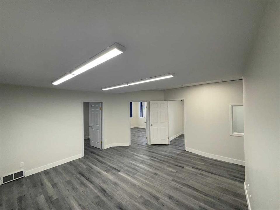 170 - 8319 Chiles Industrial Avenue, Red Deer, AB