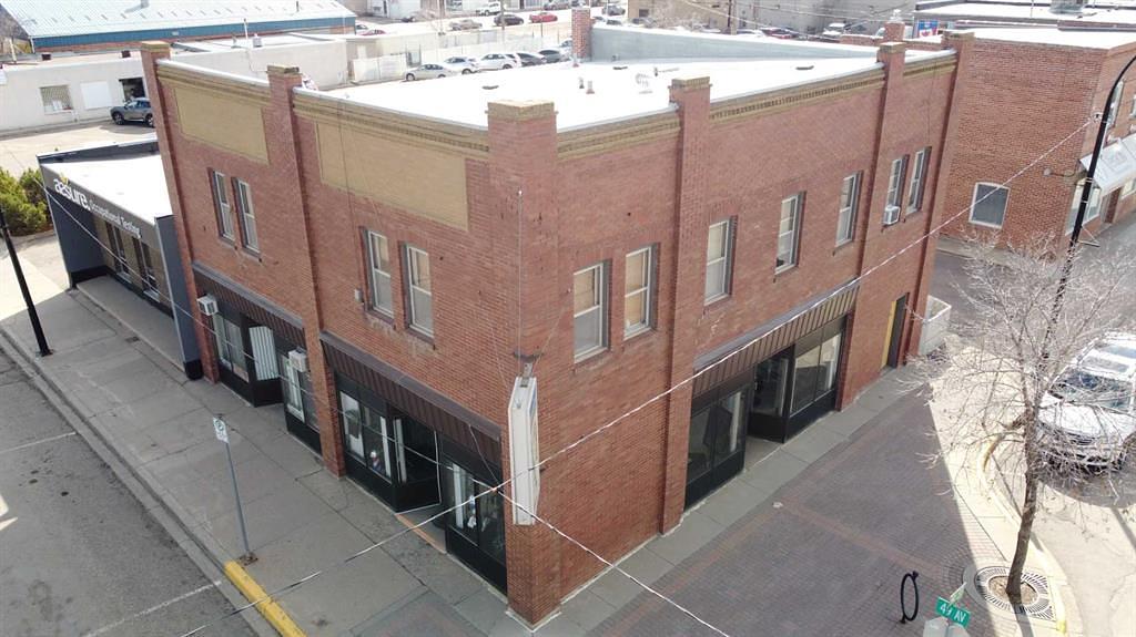 4820 49 Avenue, Lloydminster, SK