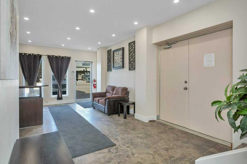 4911 50 Avenue, Eckville, AB
