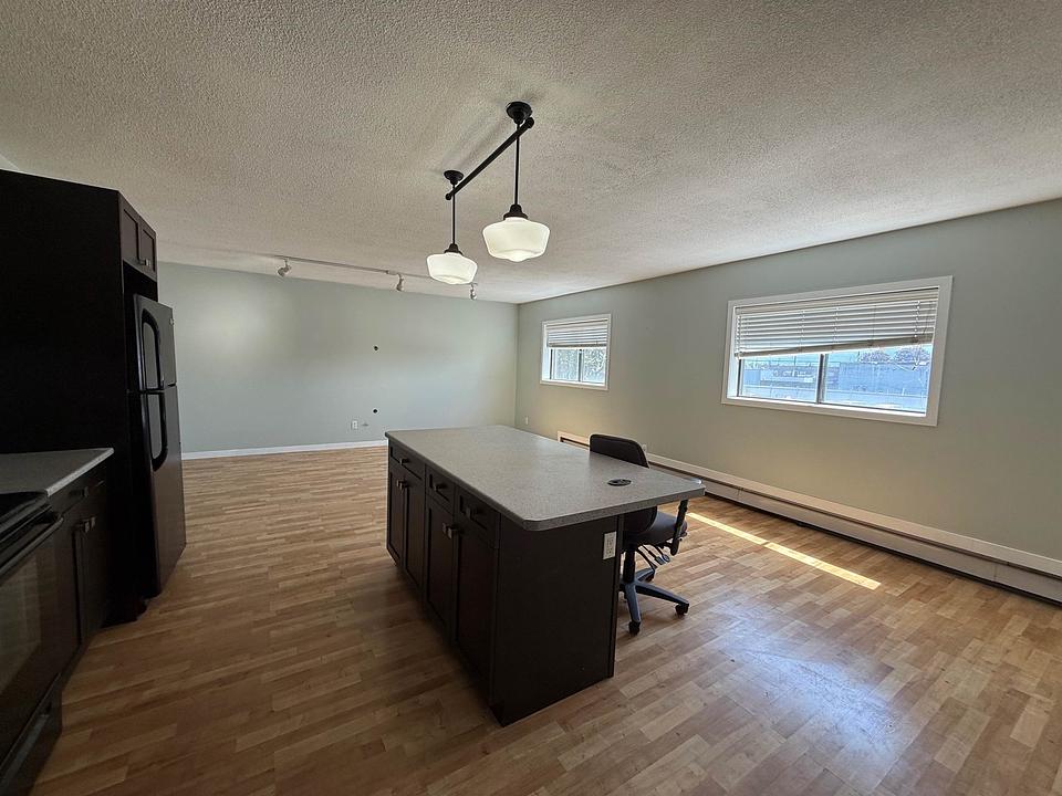 B - 45897 Railway Avenue, Chilliwack, BC
