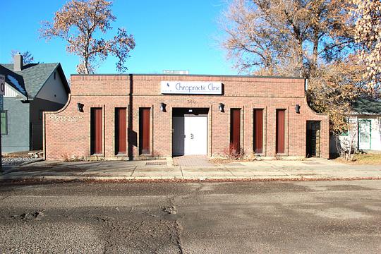 360 2 Street Southeast, Medicine Hat, AB