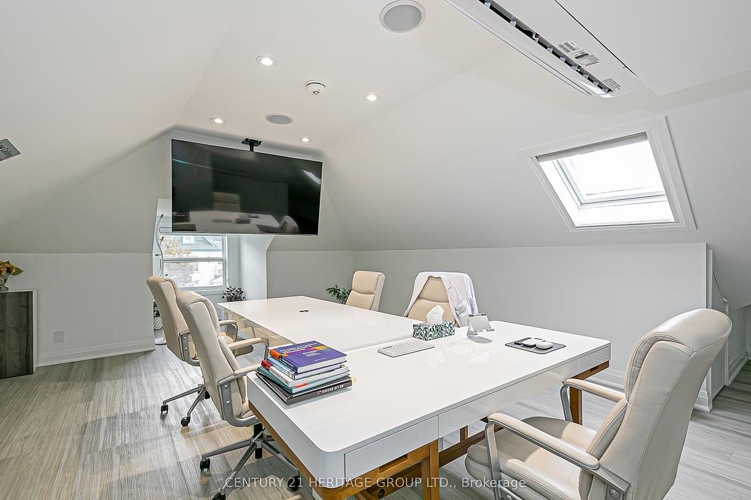 72 Prospect Street, Newmarket, ON