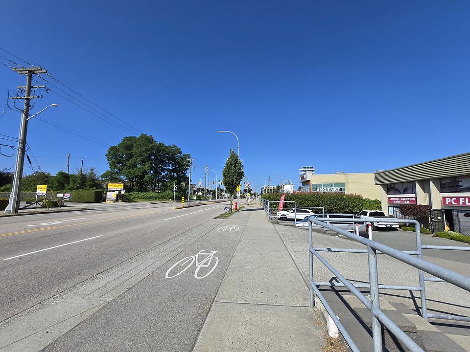 12975 80 Ave, Surrey, BC
