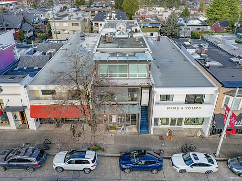 2065 West 4th Avenue, Vancouver, BC