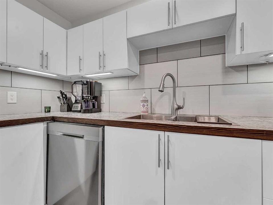 133 South Railway Avenue, Irvine, AB