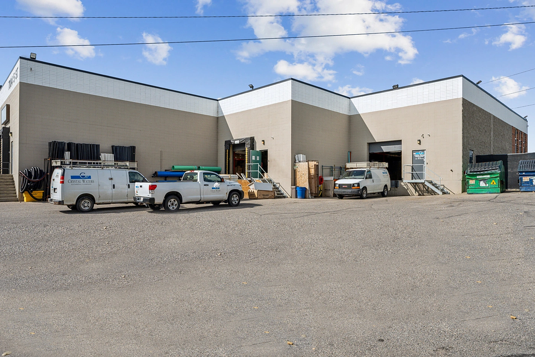 P - 7004 5 Street Southeast, Calgary, AB