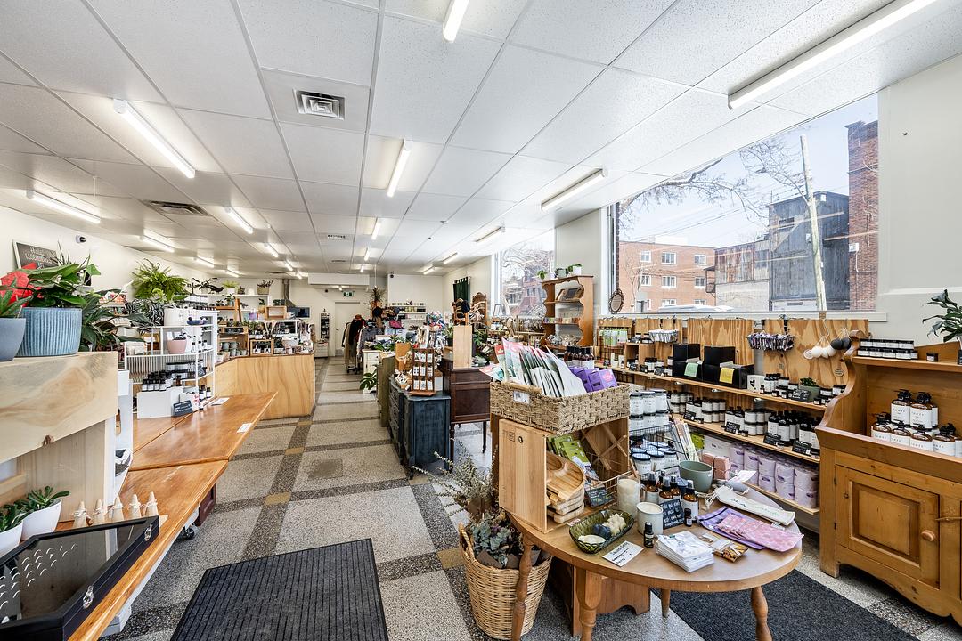 1247 Rue Bélanger, Montréal, QC