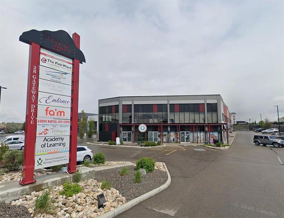 101 - 28 Gateway Drive Northeast, Airdrie, AB