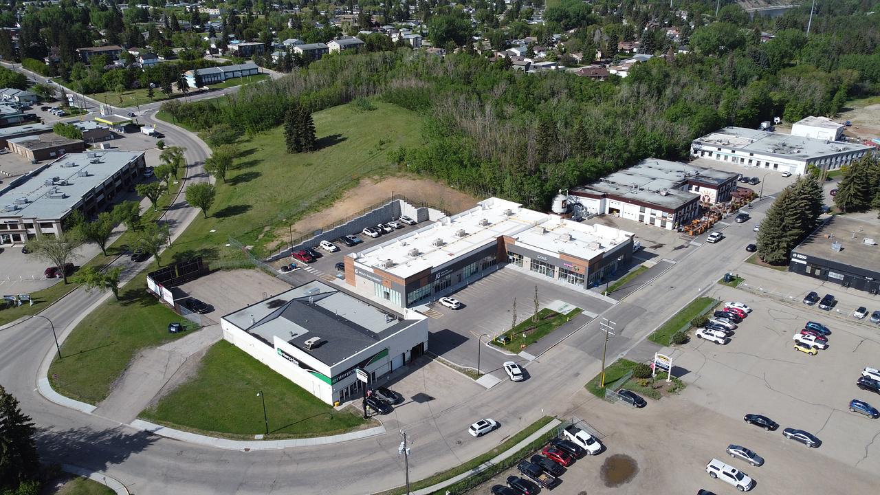 160 - 5441 45 Street, Red Deer, AB
