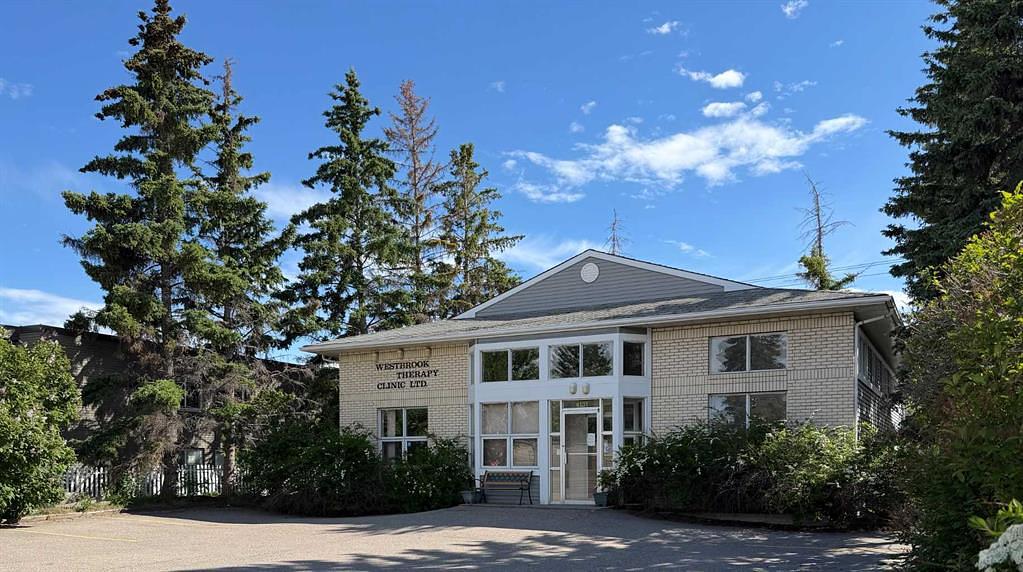4131 Bow Trail Southwest, Calgary, AB