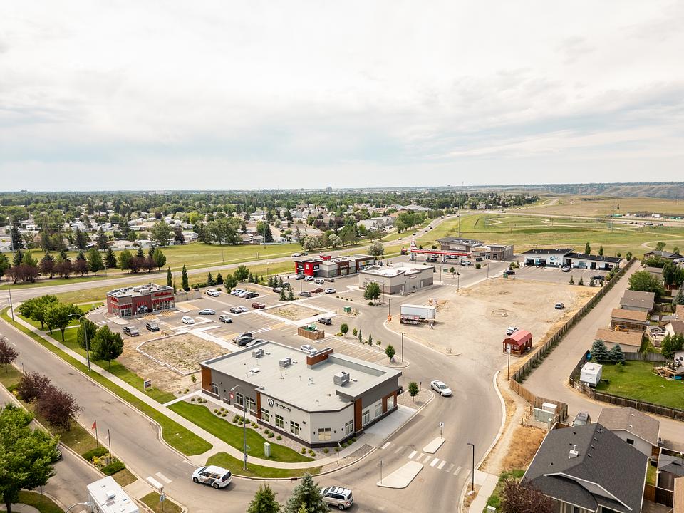 2653 Scenic Drive North, Lethbridge, AB