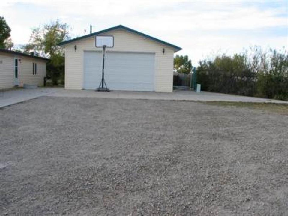 8080R 9 Avenue Southeast, Calgary, AB