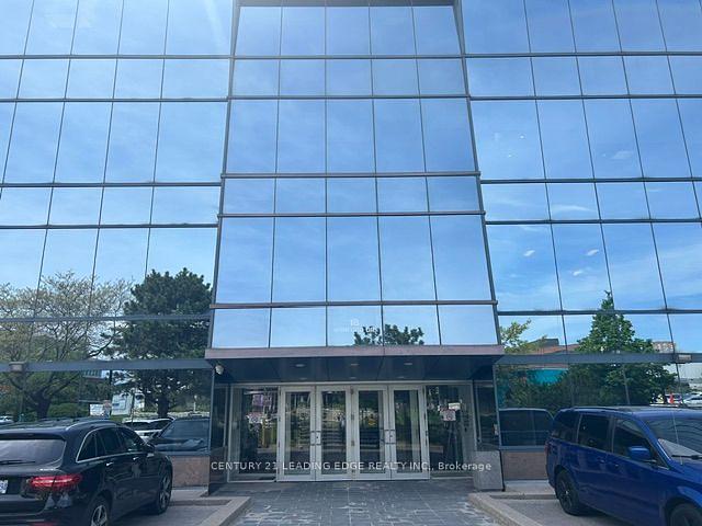 215 - 18 Wynford Drive, Toronto, ON