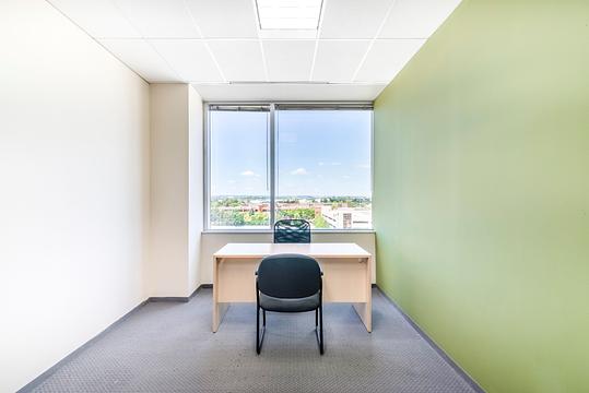 15 Allstate Pkwy, Markham, ON