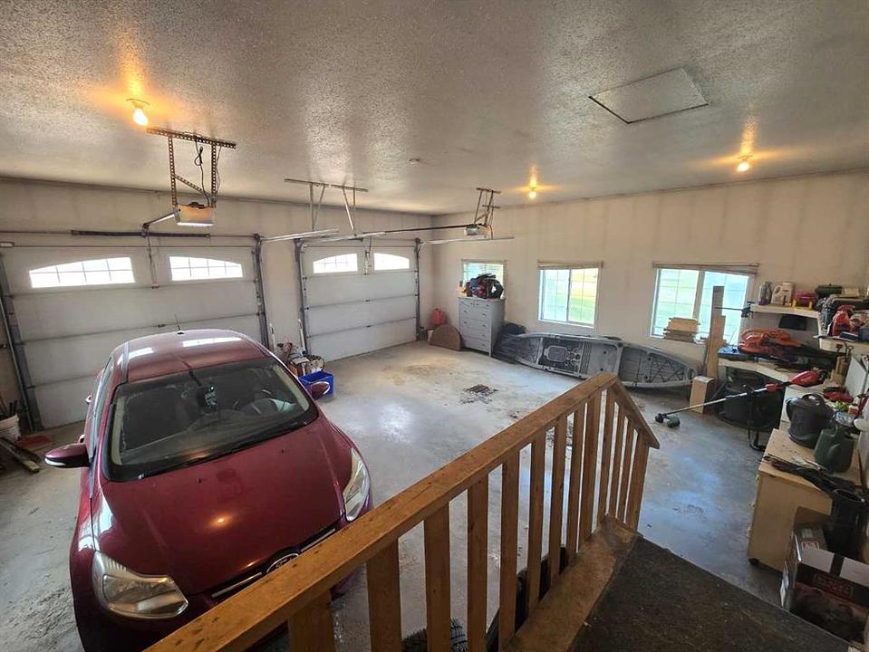 28244 Alberta 590, Innisfail, AB