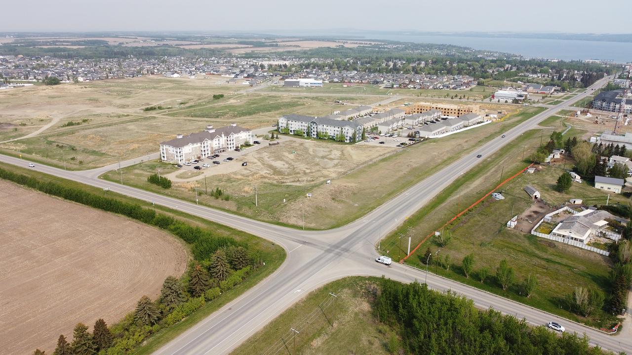 7 Broadway Rise, Sylvan Lake, AB