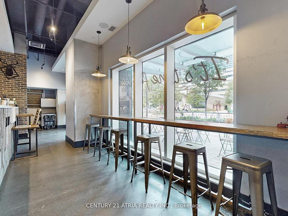 1 - 382 Yonge Street, Toronto, ON