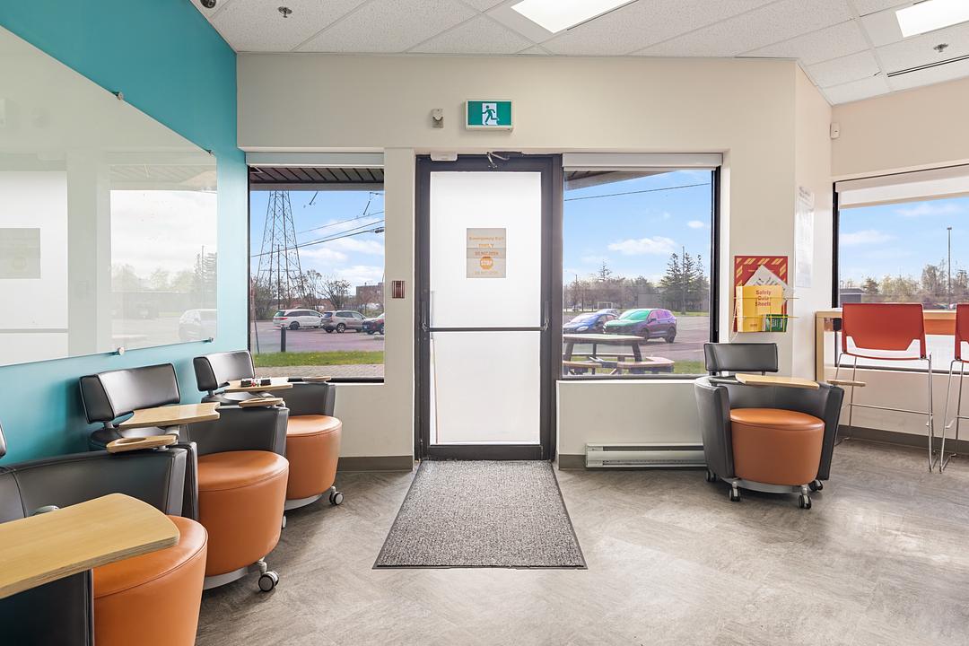 100 - 20 Colonnade Road, Ottawa, ON