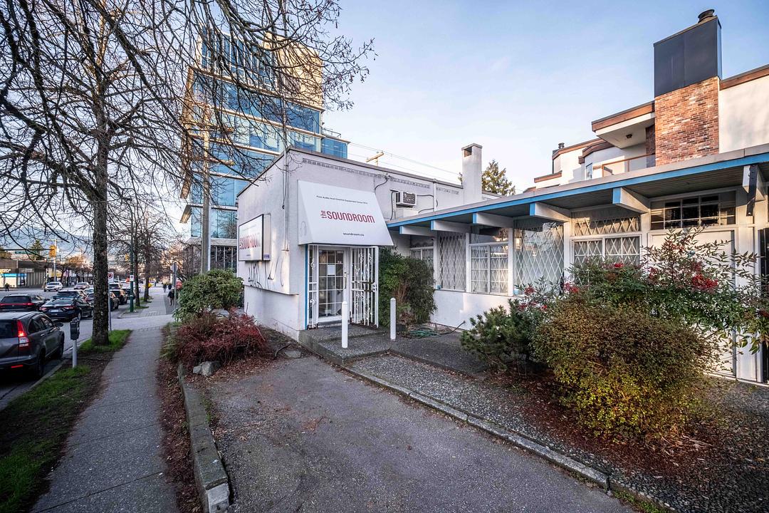 2578 Burrard Street, Vancouver, BC