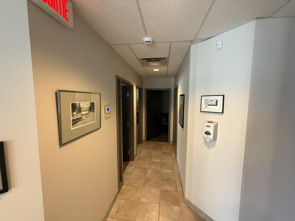 100 - 1195 Michael Street, Ottawa, ON