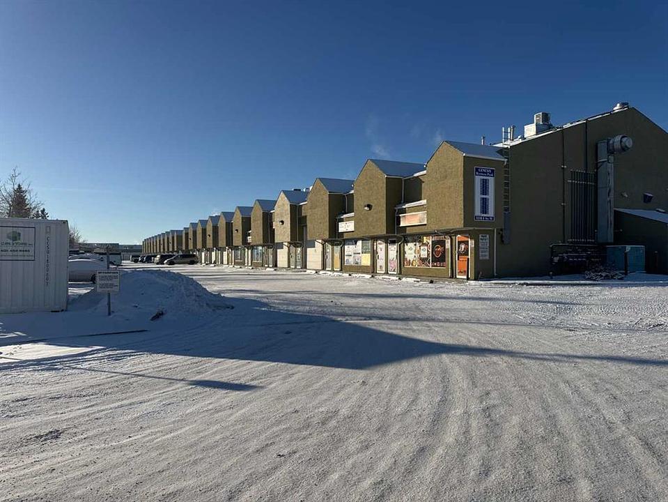 605 - 3208 8 Avenue Northeast, Calgary, AB