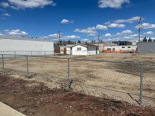 5016 51 Avenue, Whitecourt, AB