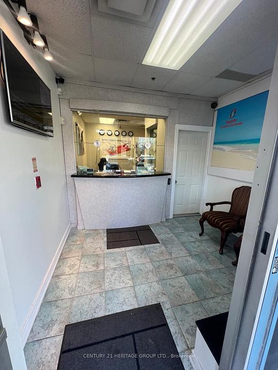 B23 - 7378 Yonge Street, Vaughan, ON