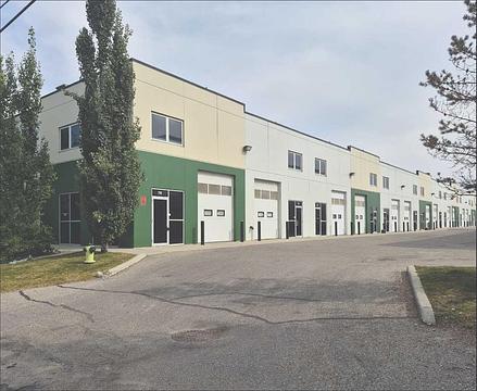 4807 32 Street Southeast, Calgary, AB