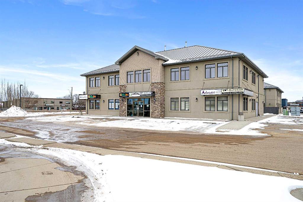 Unit B - 1724 50 Avenue, Lloydminster, AB