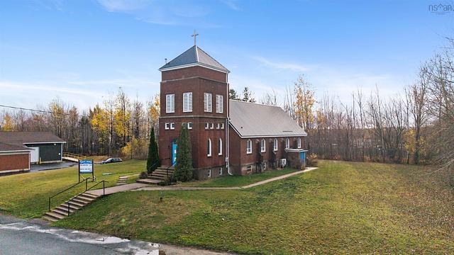 14 Church Street, Lantz, NS