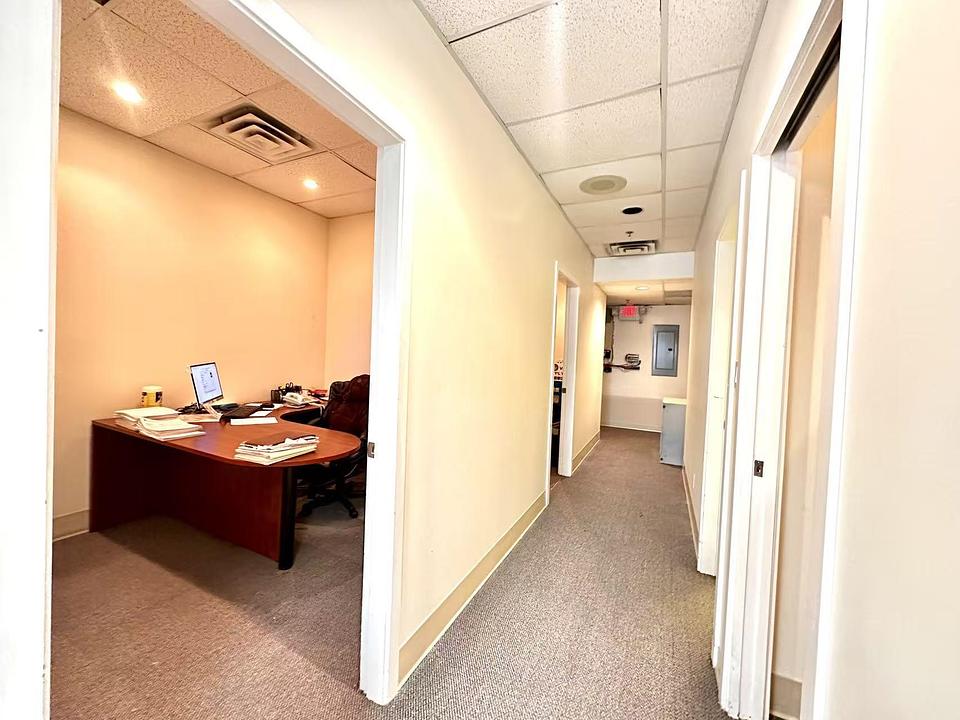 7938 Granville Street, Vancouver, BC