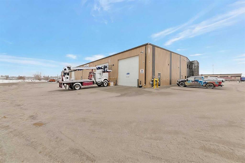 5921 50 Avenue, Lloydminster, SK