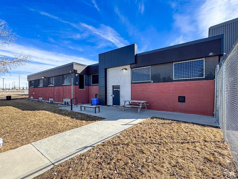 5430 30 Street Southeast, Calgary, AB