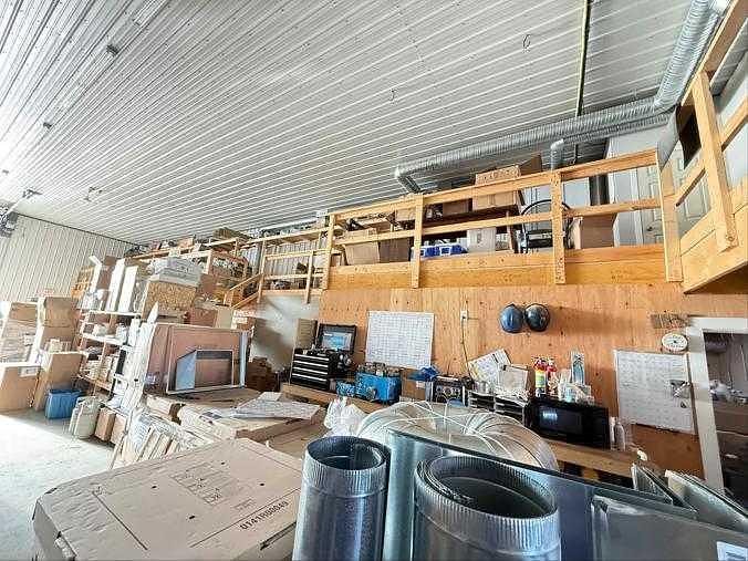 2 - 9 Sylvaire Close, Sylvan Lake, AB