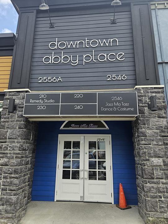 2546 Montrose Ave, Abbotsford, BC