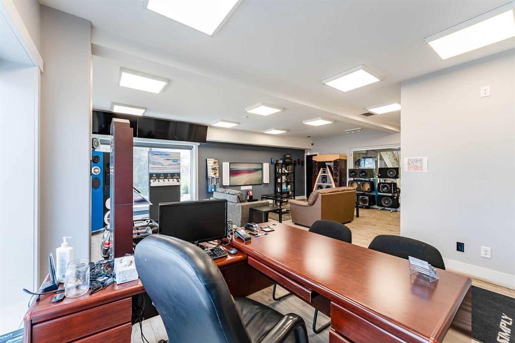 10 - 235105 Wrangler Drive, Rocky View County, AB