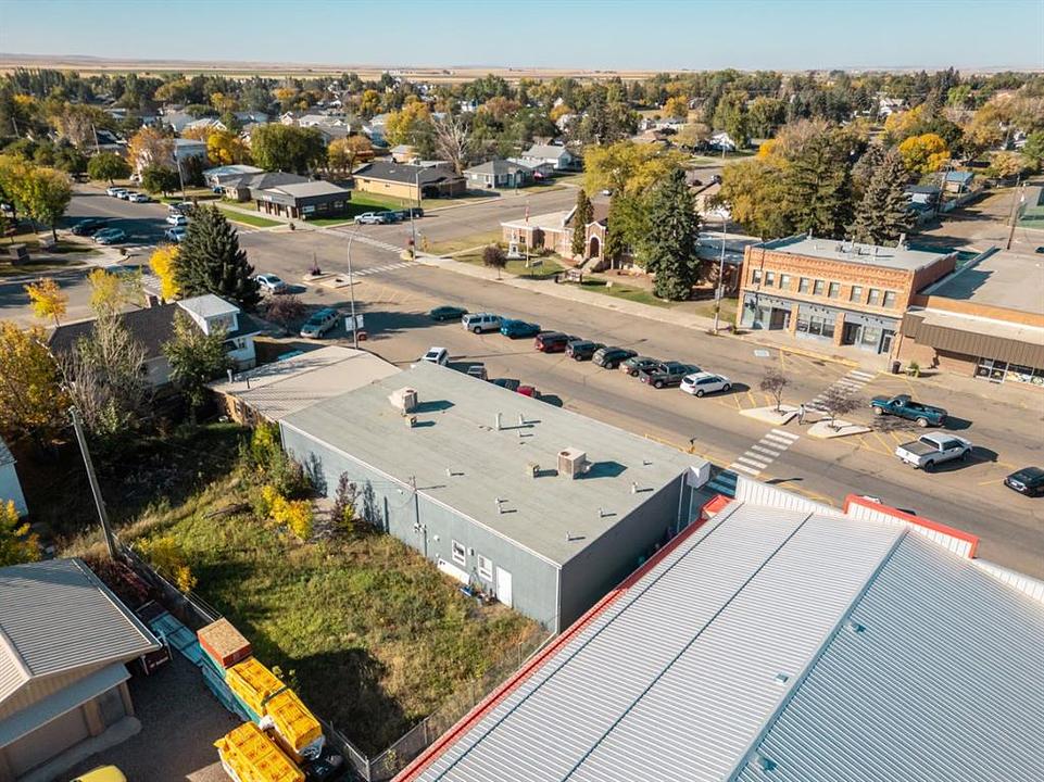 19 Broadway Street North, Raymond, AB