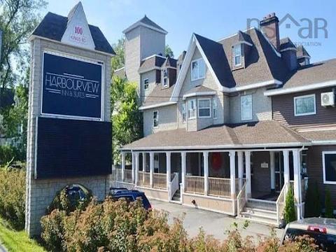 100 Kings Road, Sydney, NS