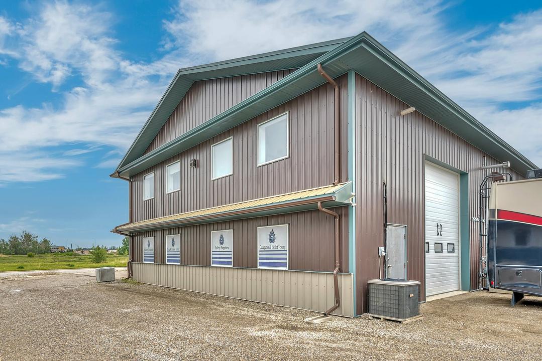 130 Canal Gardens, Strathmore, AB